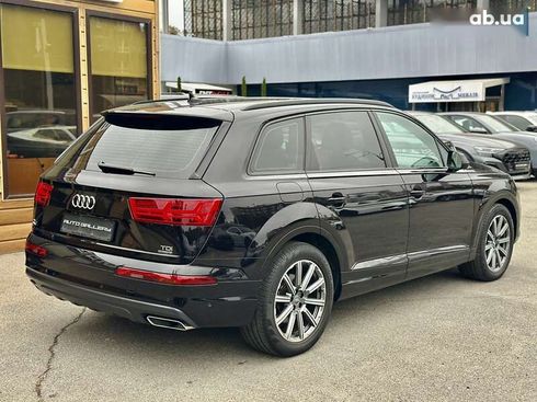 Audi Q7 2018 - фото 15