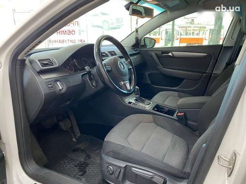 Volkswagen Passat 2011 - фото 20