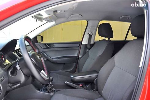 Skoda Rapid 2014 - фото 18