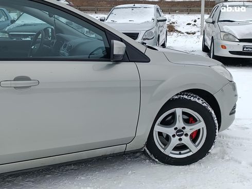 Ford Focus 2009 желтый - фото 14