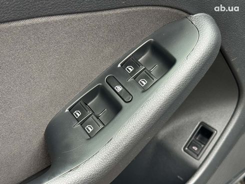 Volkswagen Jetta 2011 черный - фото 13