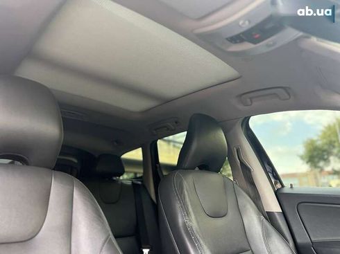 Volvo XC60 2016 - фото 14