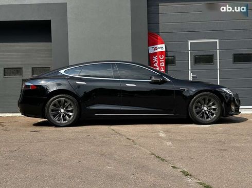Tesla Model S 2017 - фото 11