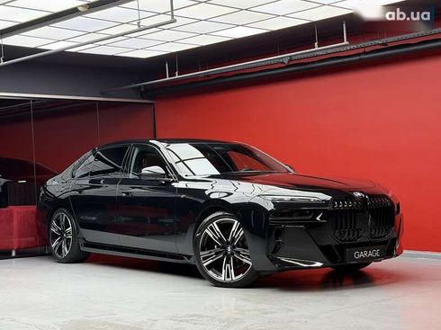 BMW 7 серия 2023 - фото 12