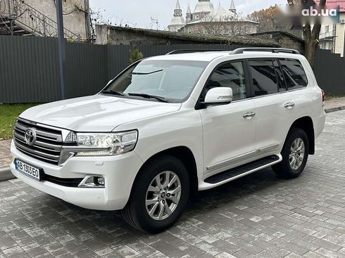 Toyota Land Cruiser 2019 - фото 5