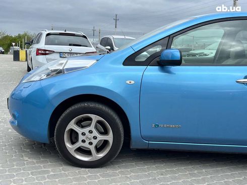 Nissan Leaf 2012 синий - фото 21