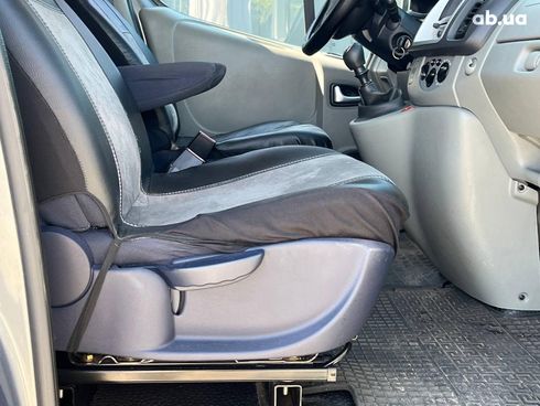 Renault Trafic 2014 серый - фото 17