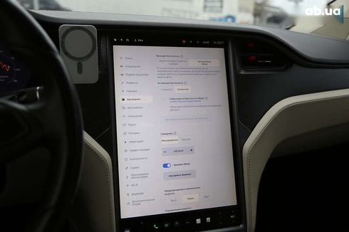 Tesla Model X 2018 - фото 19