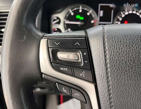 Toyota Land Cruiser 2017 - фото 13