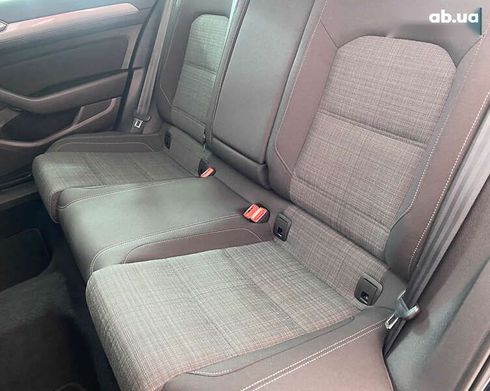 Volkswagen Passat 2020 - фото 11