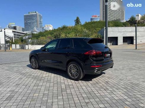 Porsche Cayenne 2016 - фото 6