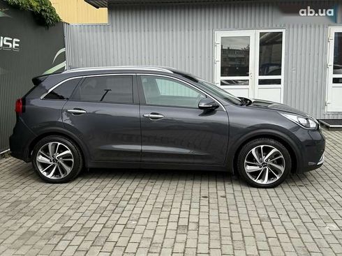 Kia Niro 2017 - фото 6