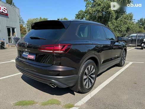 Volkswagen Touareg 2020 - фото 3