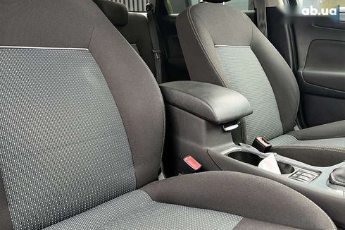 Ford Mondeo 2011 - фото 24