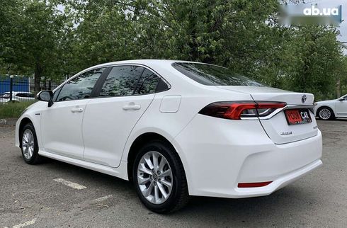 Toyota Corolla 2020 - фото 18