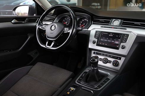 Volkswagen Passat 2015 - фото 9