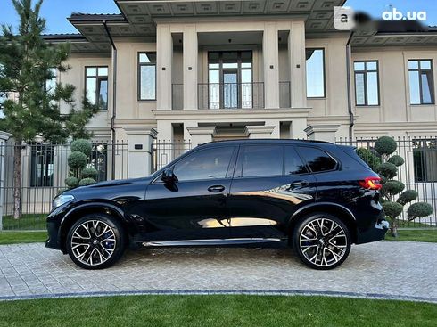 BMW X5 M 2022 - фото 9