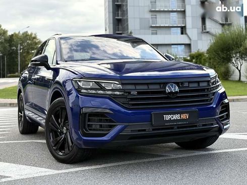 Volkswagen Touareg 2022 - фото 18