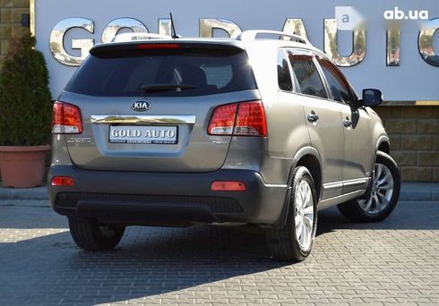 Kia Sorento 2012 - фото 17