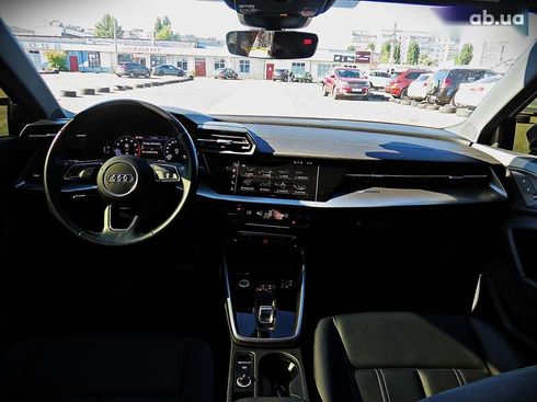 Audi A3 2022 - фото 18