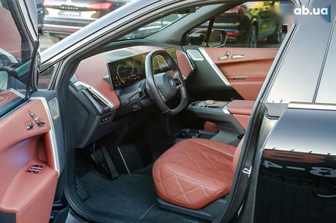 BMW iX 2021 - фото 19