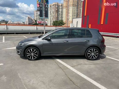Volkswagen e-Golf 2019 - фото 8
