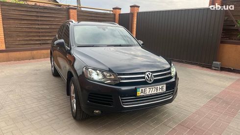 Volkswagen Touareg 2013 синий - фото 4