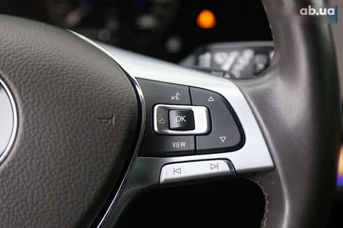 Volkswagen Touareg 2018 - фото 16
