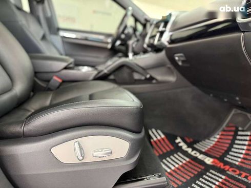 Porsche Cayenne 2015 - фото 24
