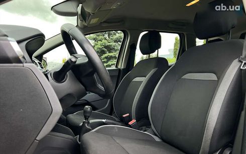 Renault Duster 2018 - фото 14