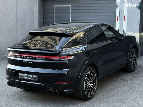 Porsche Cayenne Coupe 2024 - фото 20