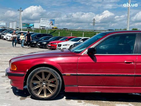 BMW 7 серия 1994 красный - фото 15