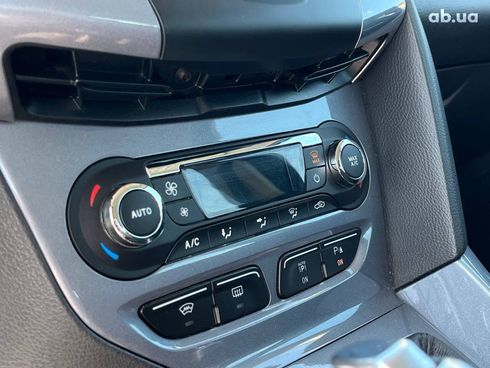 Ford Focus 2014 белый - фото 23