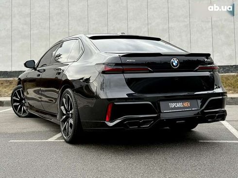 BMW 7 серия 2023 - фото 30