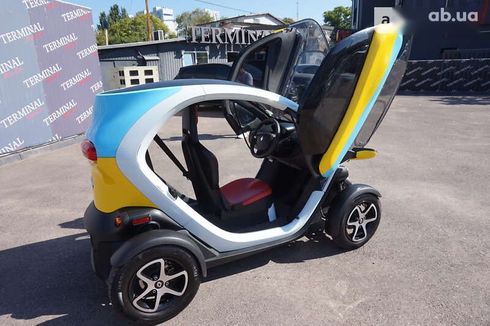 Renault Twizy 2017 - фото 12