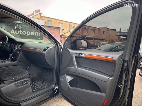 Audi Q7 2010 черный - фото 23