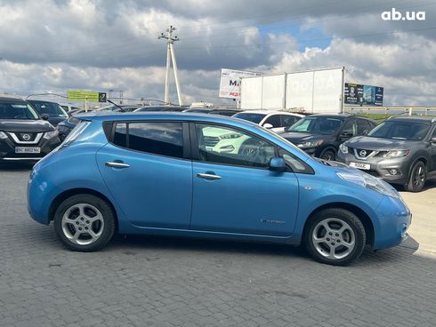 Nissan Leaf 2012 синий - фото 9