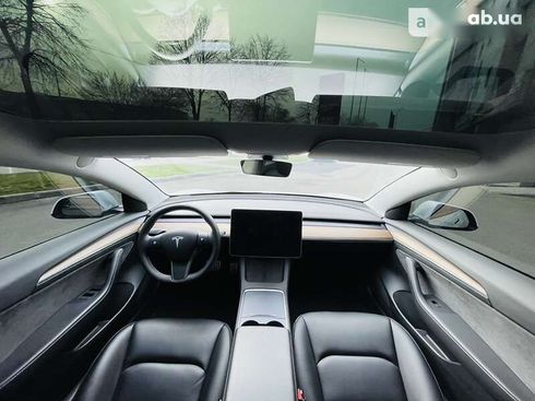 Tesla Model 3 2021 - фото 9