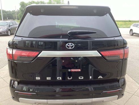 Toyota Sequoia 2024 черный - фото 9