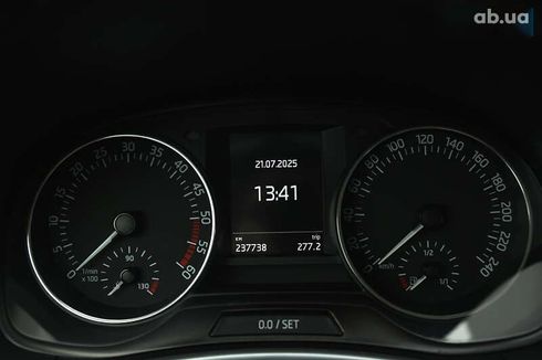 Skoda Fabia 2015 - фото 17