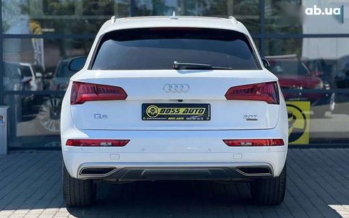 Audi Q5 2018 - фото 5