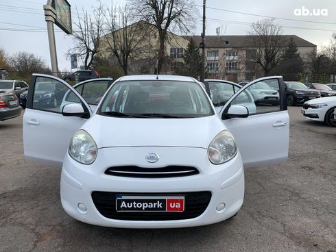 Nissan Micra 2014 белый - фото 10