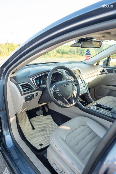 Ford Fusion 2019 синий - фото 14