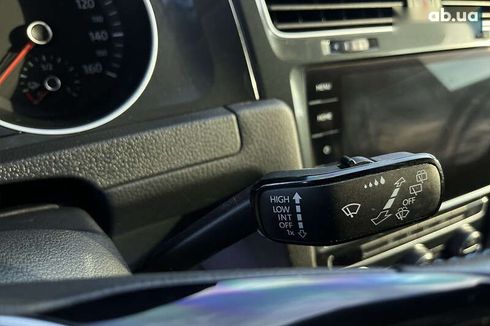 Volkswagen e-Golf 2020 - фото 23