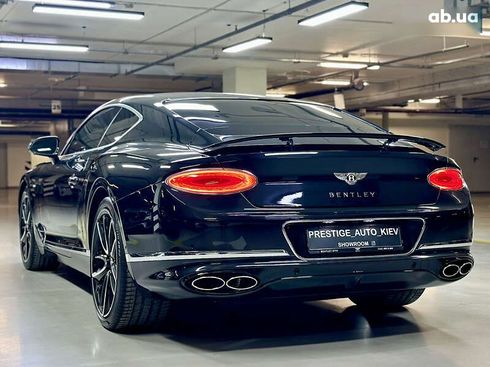 Bentley Continental GT 2020 - фото 24