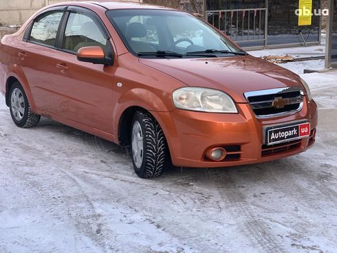 Chevrolet Aveo 2007 желтый - фото 3