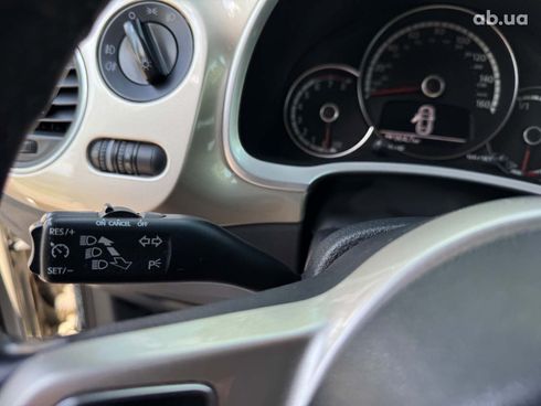 Volkswagen Beetle 2014 бежевый - фото 20