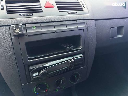 Skoda Fabia 2007 - фото 15