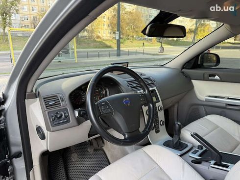 Volvo S40 2012 - фото 26