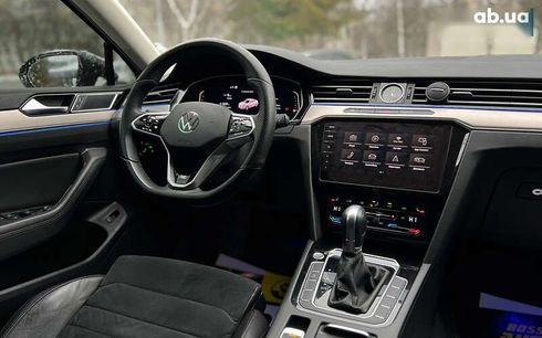 Volkswagen Passat 2016 - фото 21